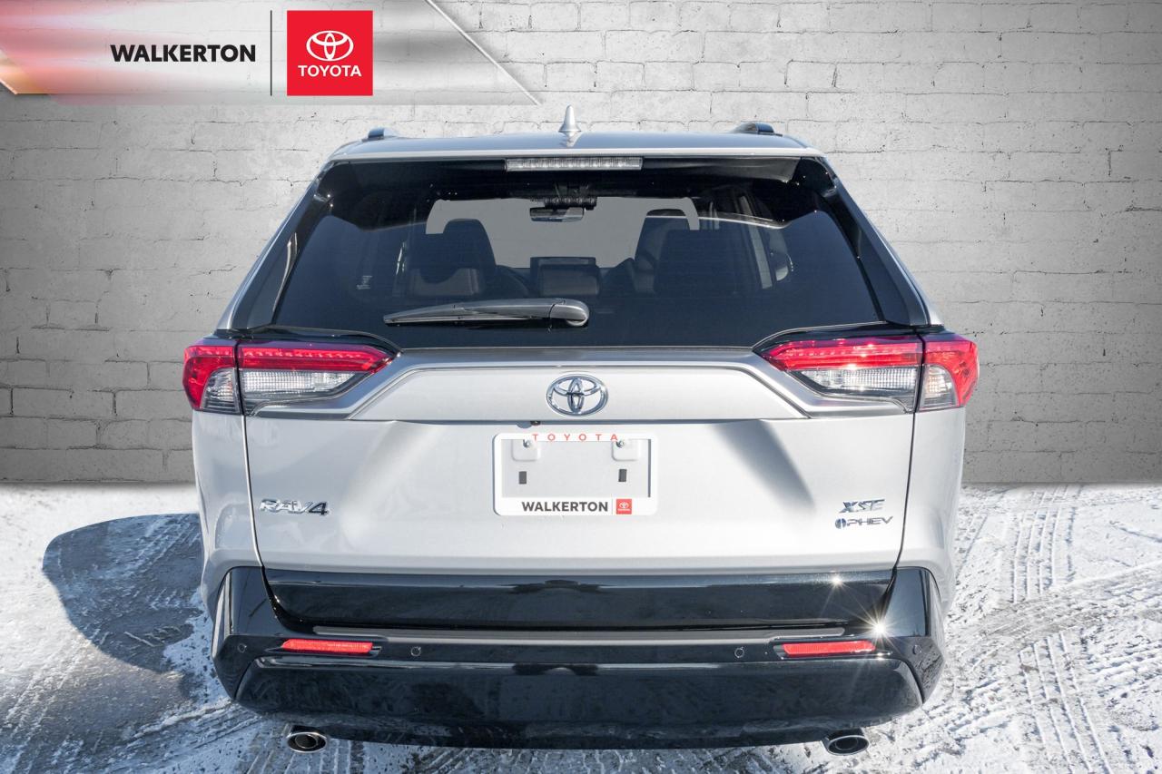 2025 Toyota RAV4 Plug-In Hybrid XSE 4dr All-Wheel Drive Photo4