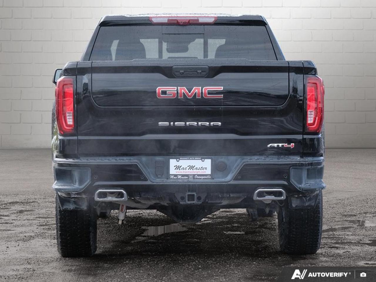 2025 GMC Sierra 1500 Crew Cab Standard Box 4-Wheel Drive AT4 Photo