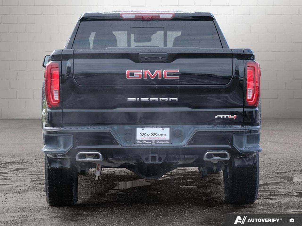 2025 GMC Sierra 1500 Crew Cab Standard Box 4-Wheel Drive AT4 Photo3