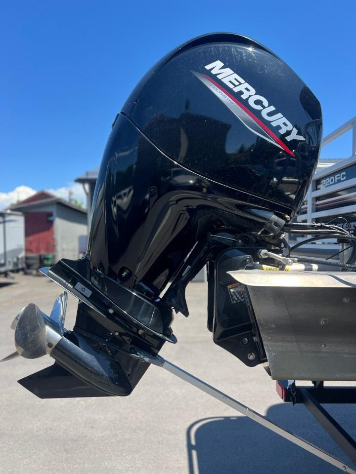 2022 Ranger 220FC  Photo