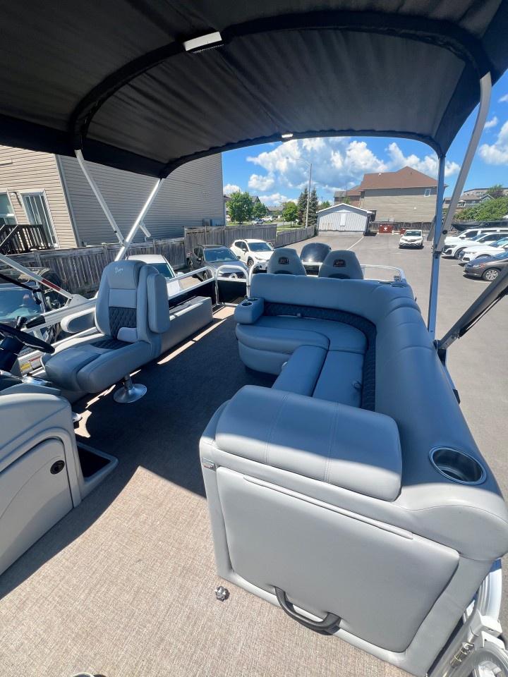 2022 Ranger 220FC  Photo