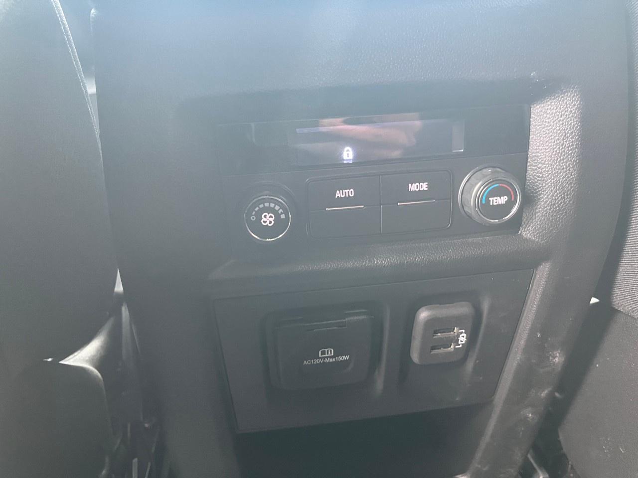 2023 Chevrolet Traverse AWD 4dr RS Photo