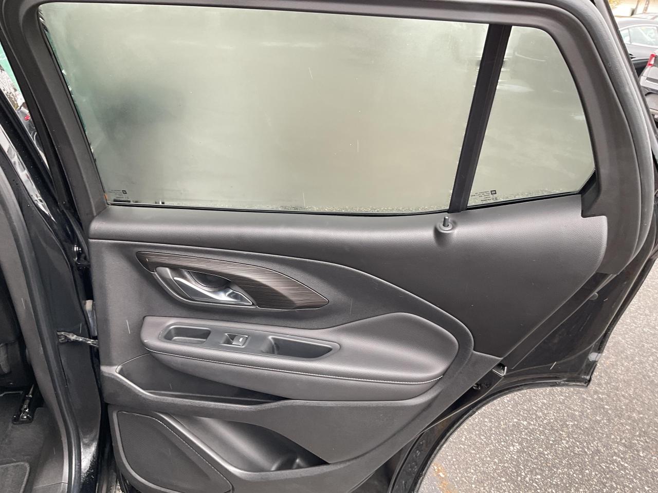 2022 GMC Terrain SLT All-wheel Drive Photo