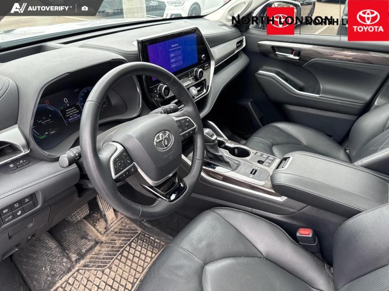 2024 Toyota Highlander Hybrid Limited 4dr All-Wheel Drive Photo