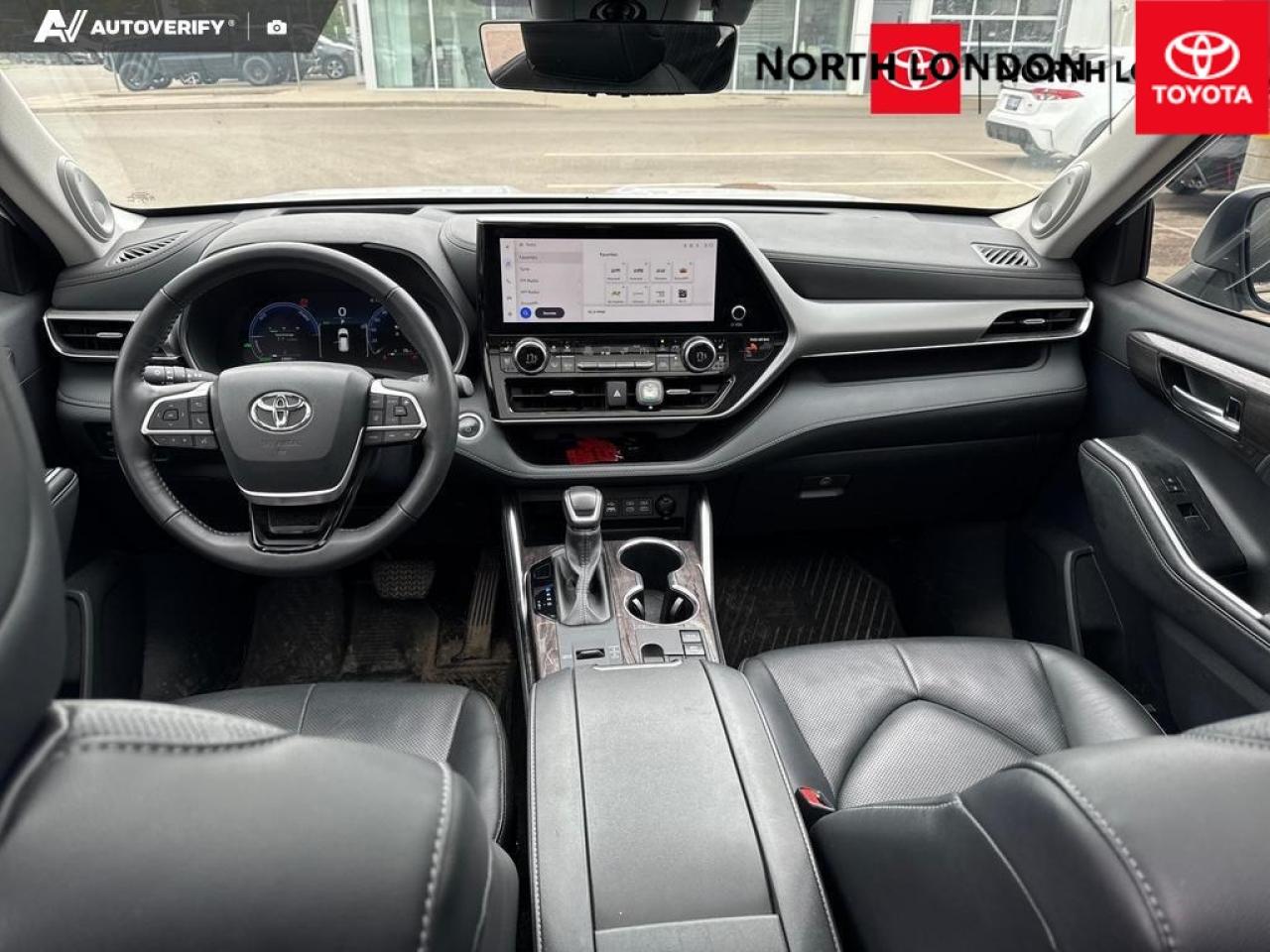 2024 Toyota Highlander Hybrid Limited 4dr All-Wheel Drive Photo