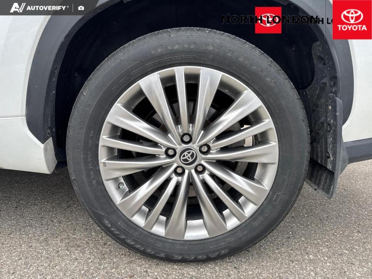 2024 Toyota Highlander Hybrid Limited 4dr All-Wheel Drive Photo