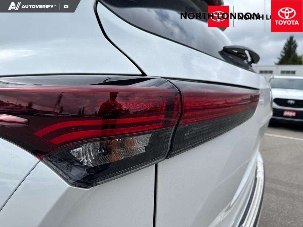 2024 Toyota Highlander Hybrid Limited 4dr All-Wheel Drive Photo