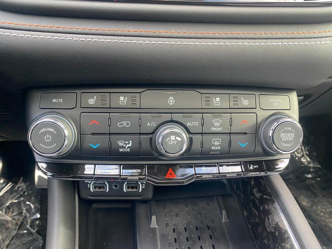 2025 Dodge Durango SRT Hellcat 4dr All-Wheel Drive Photo