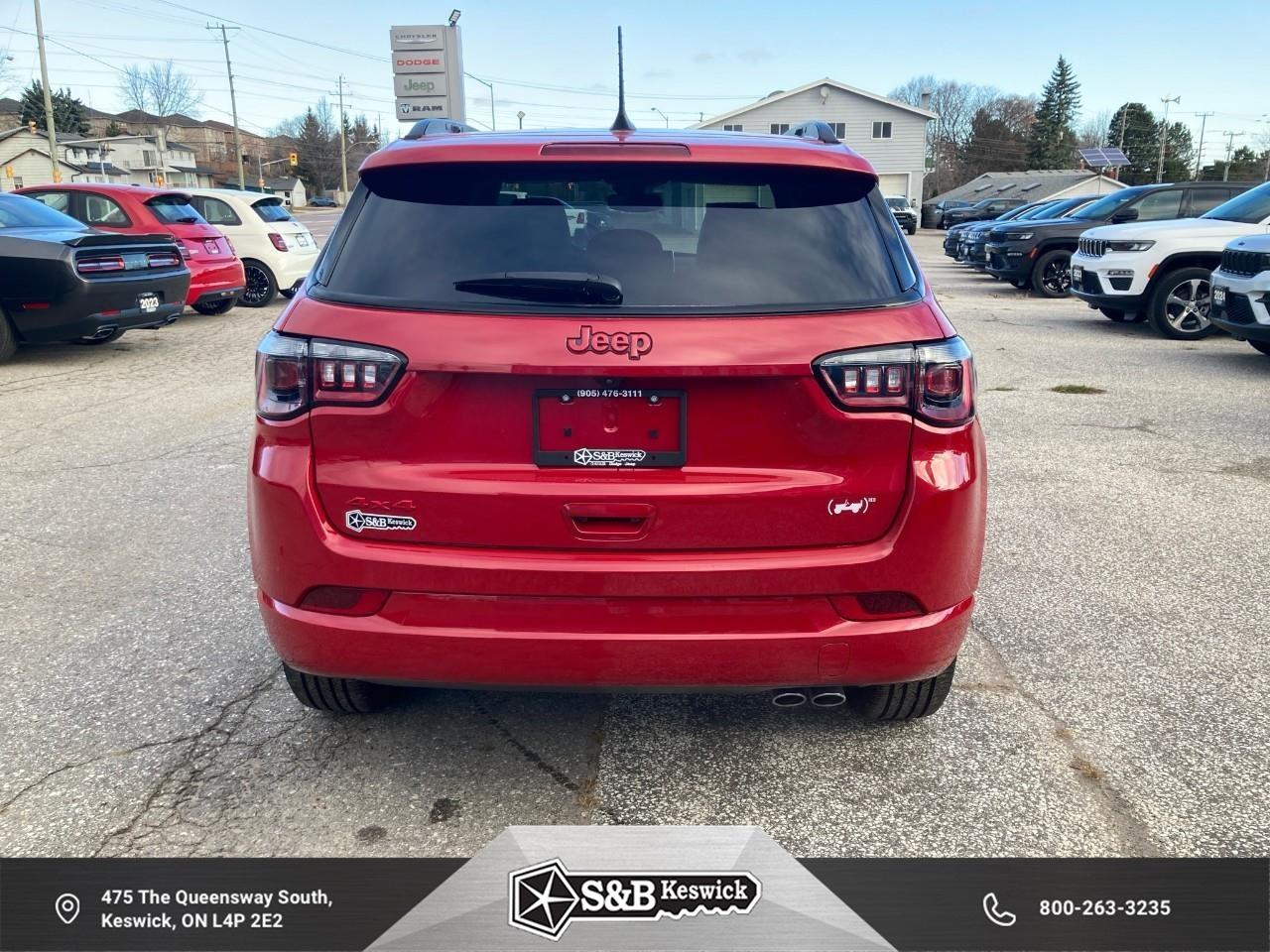 2022 Jeep Compass Limited 4dr 4x4 Photo3