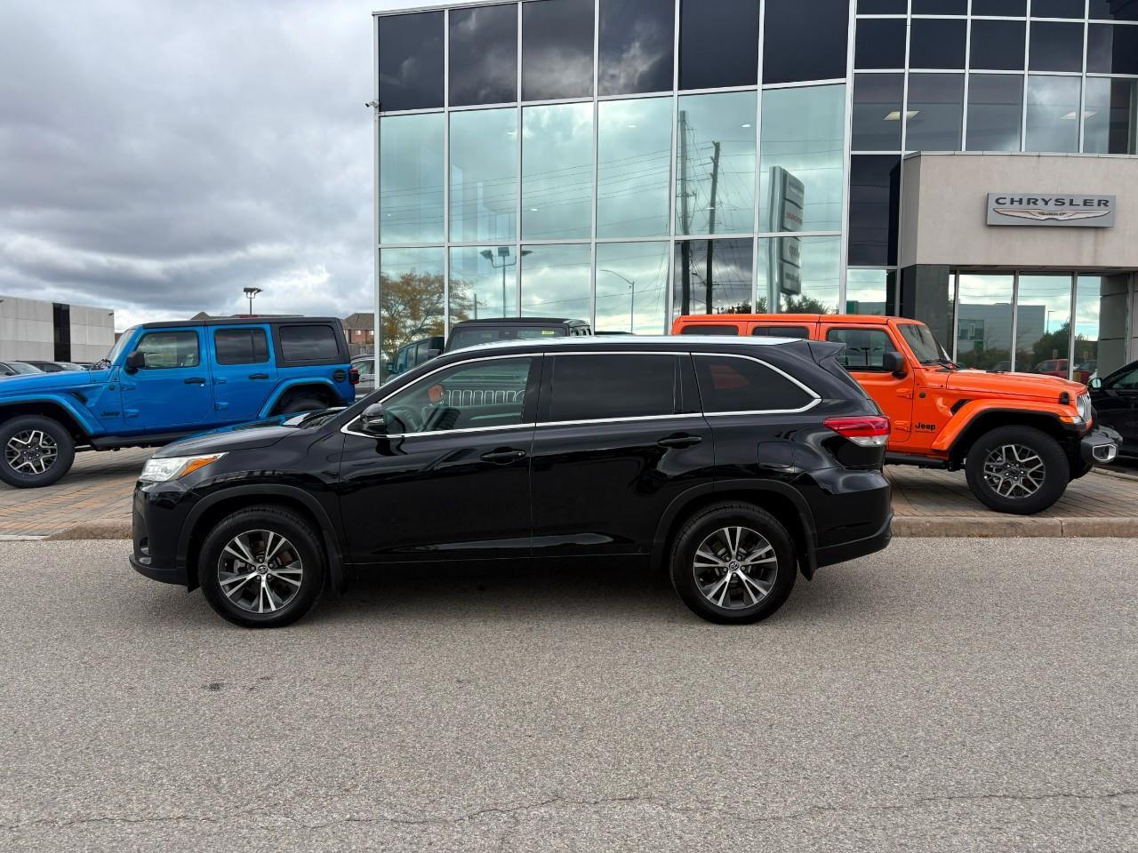 2017 Toyota Highlander LE 4dr All-wheel Drive Photo