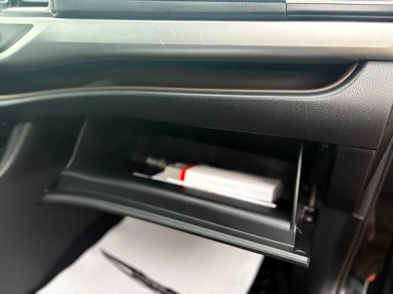 2017 Toyota Highlander LE 4dr All-wheel Drive Photo