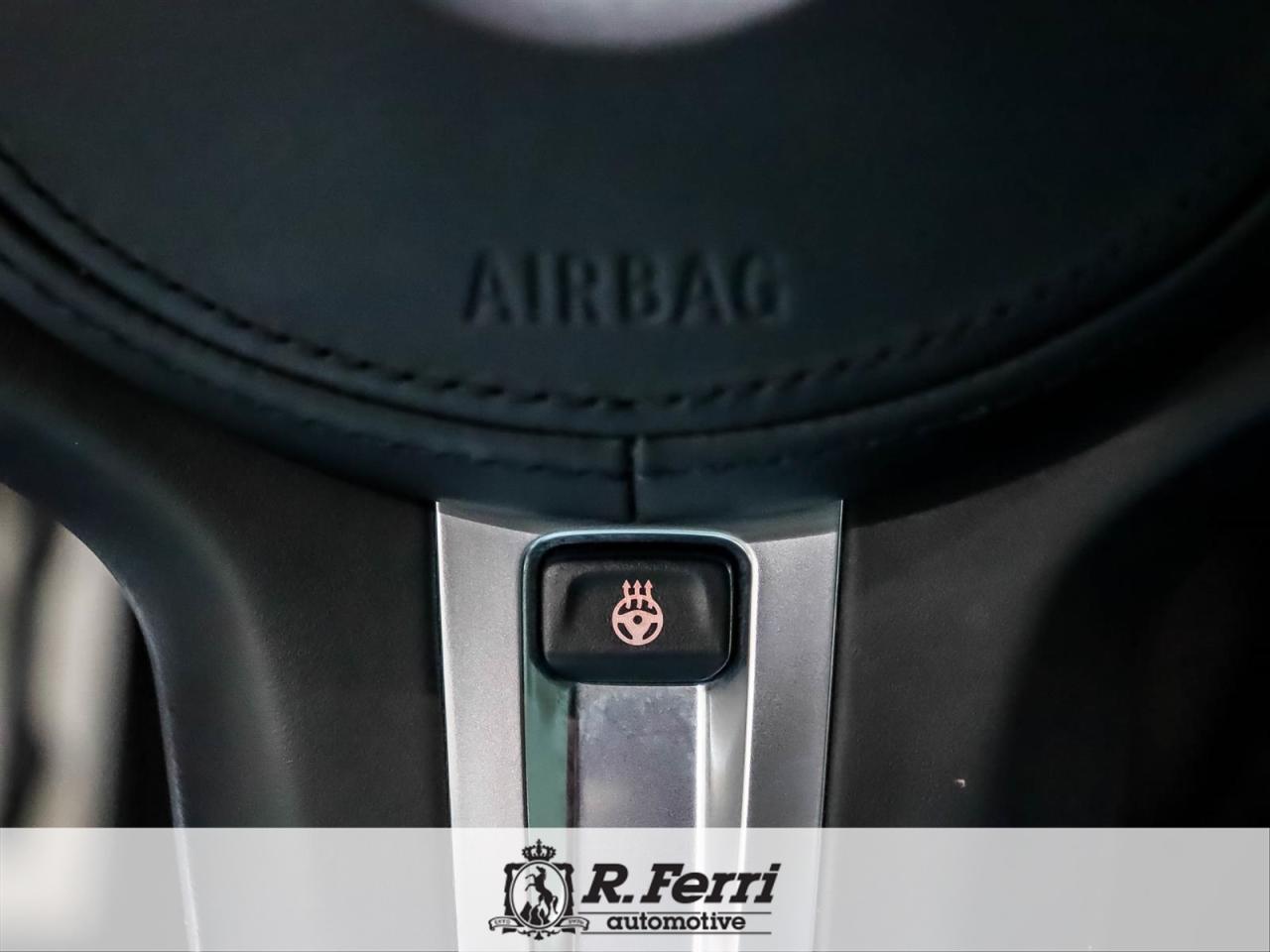 2022 BMW 430 i xDrive 2dr All-Wheel Drive Cabriolet Photo