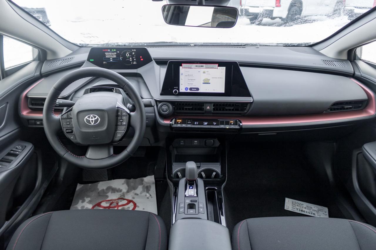 2026 Toyota Prius Plug-In Hybrid SE 5dr Hatchback Photo