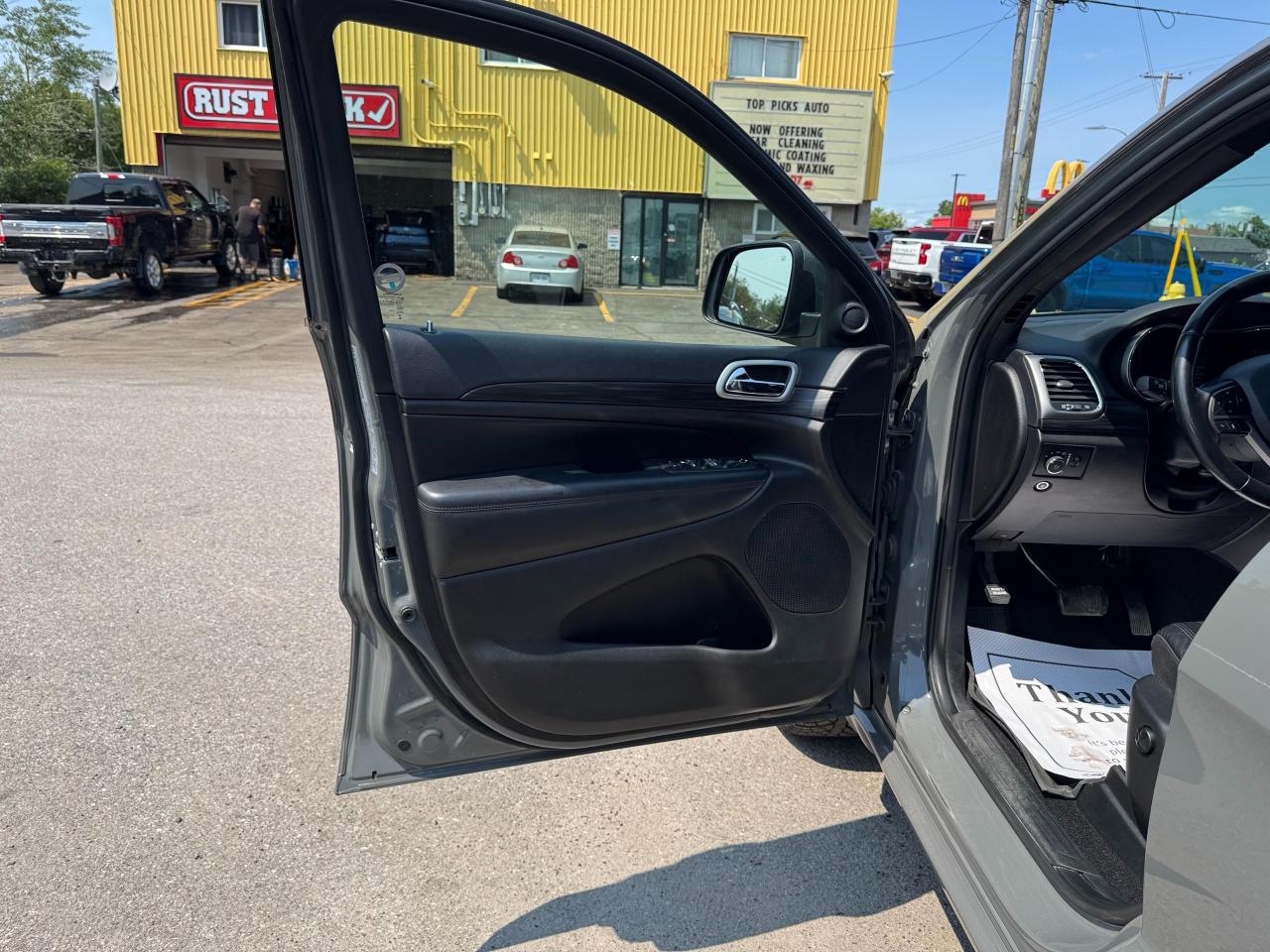 2021 Jeep Grand Cherokee Laredo 4dr 4x4 Photo