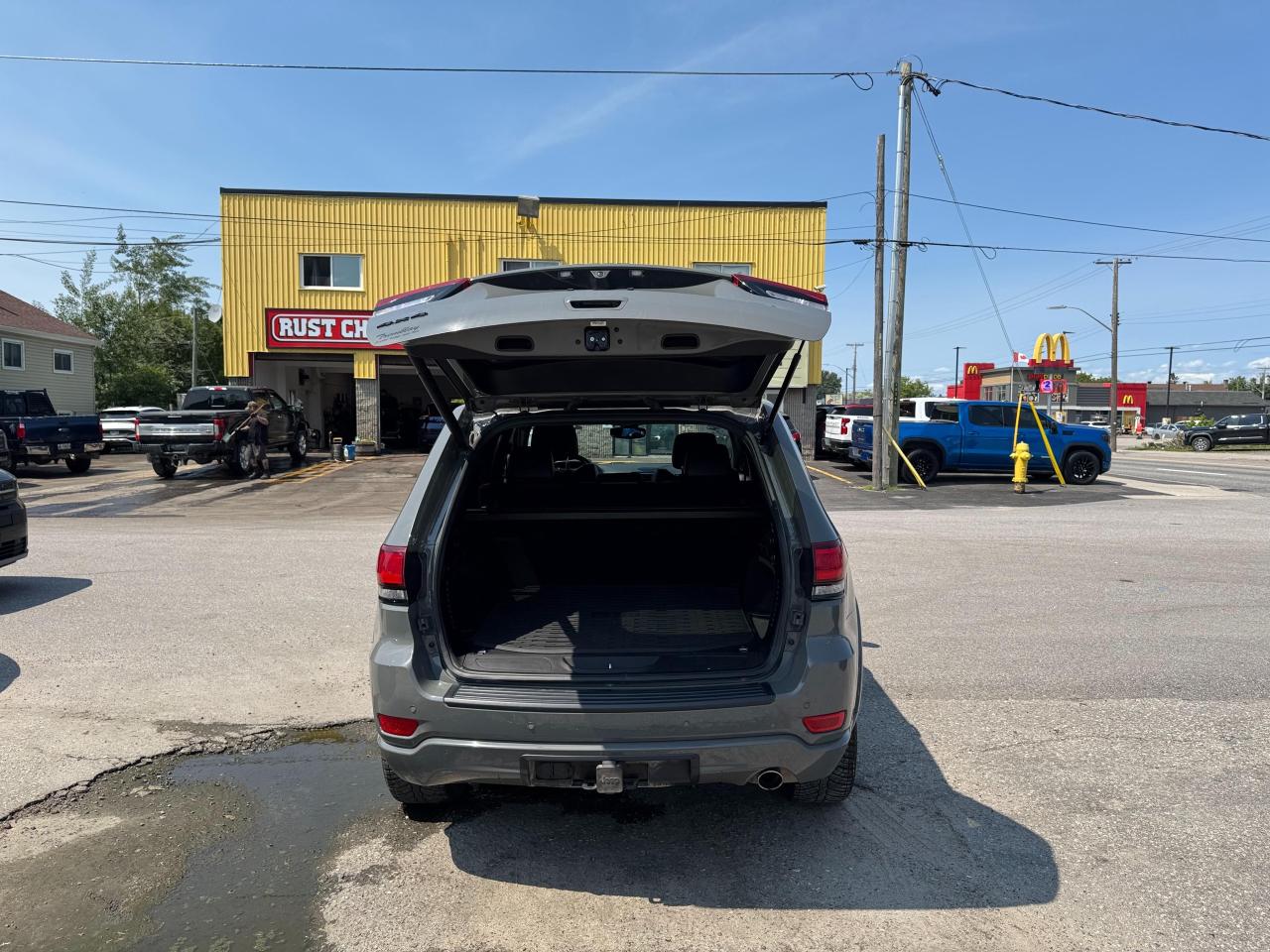 2021 Jeep Grand Cherokee Laredo 4dr 4x4 Photo