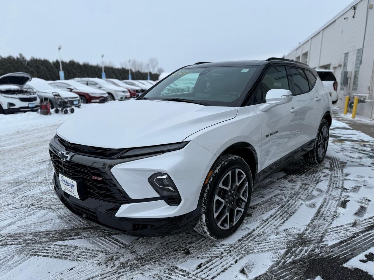 2025 Chevrolet Blazer RS 4dr All-Wheel Drive Photo3