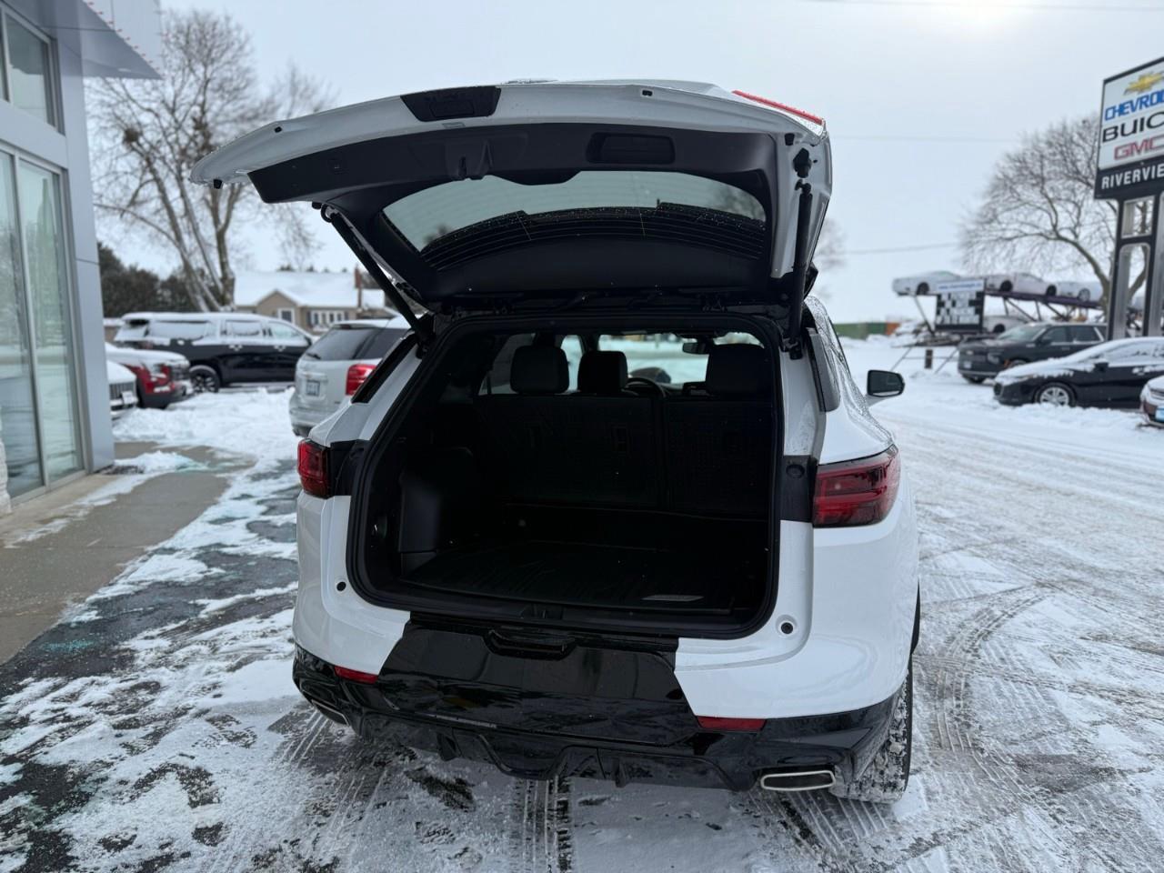 2025 Chevrolet Blazer RS 4dr All-Wheel Drive Photo