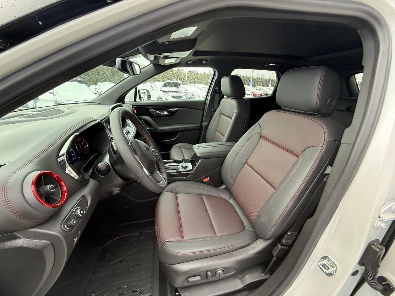 2025 Chevrolet Blazer RS 4dr All-Wheel Drive Photo