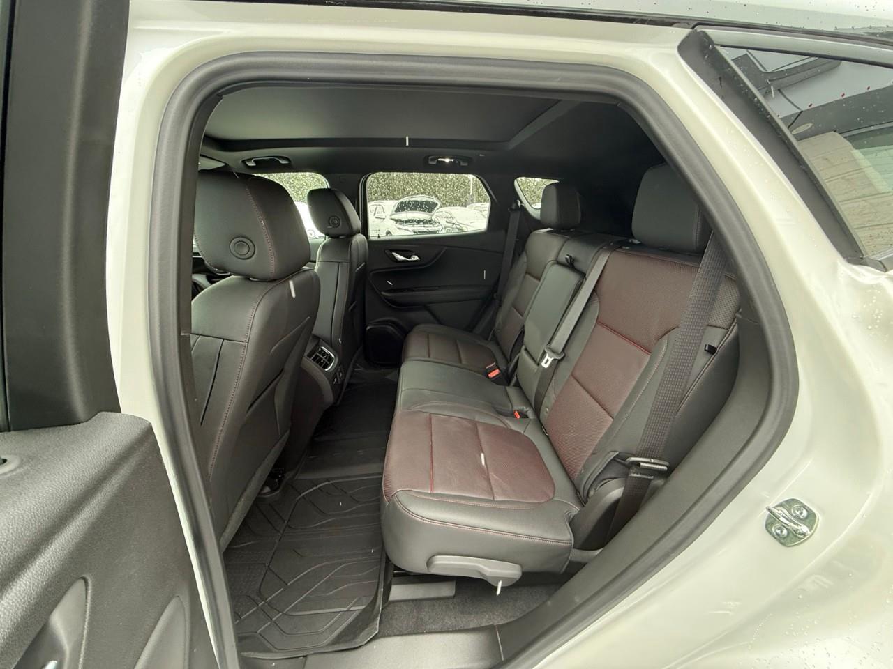 2025 Chevrolet Blazer RS 4dr All-Wheel Drive Photo