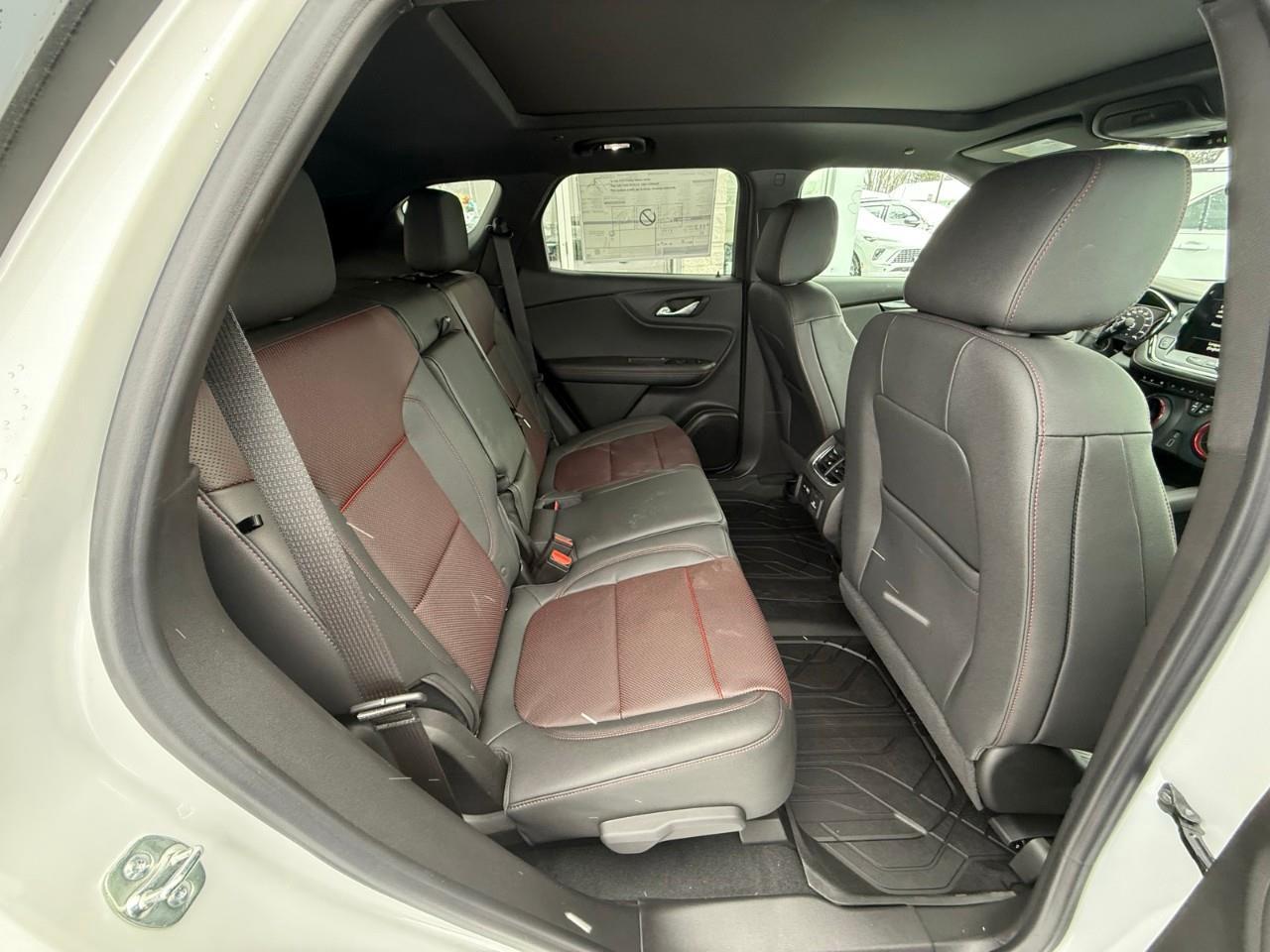 2025 Chevrolet Blazer RS 4dr All-Wheel Drive Photo