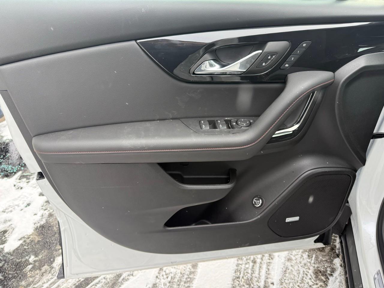 2025 Chevrolet Blazer RS 4dr All-Wheel Drive Photo