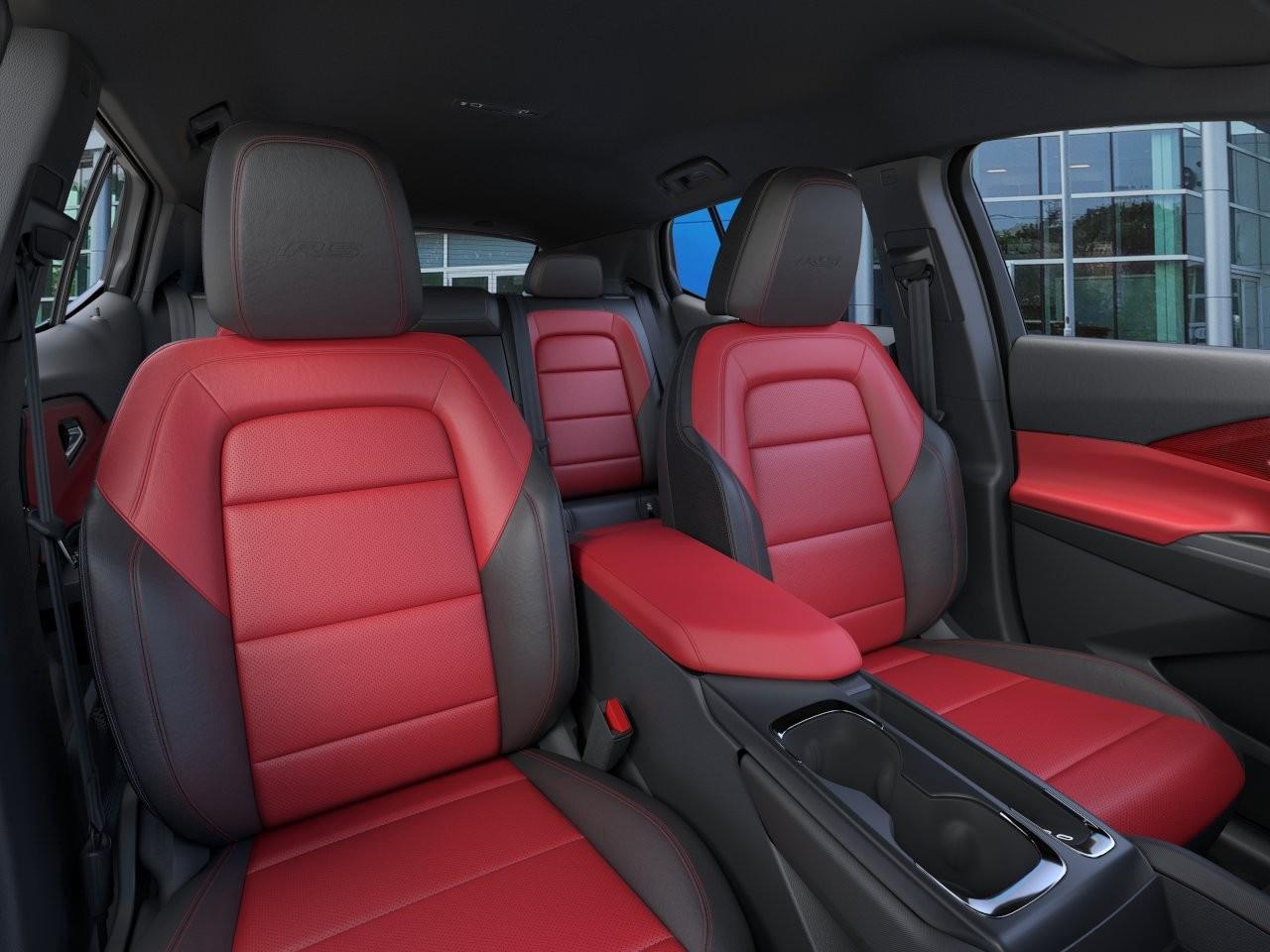 2025 Chevrolet Equinox EV RS 4dr Photo