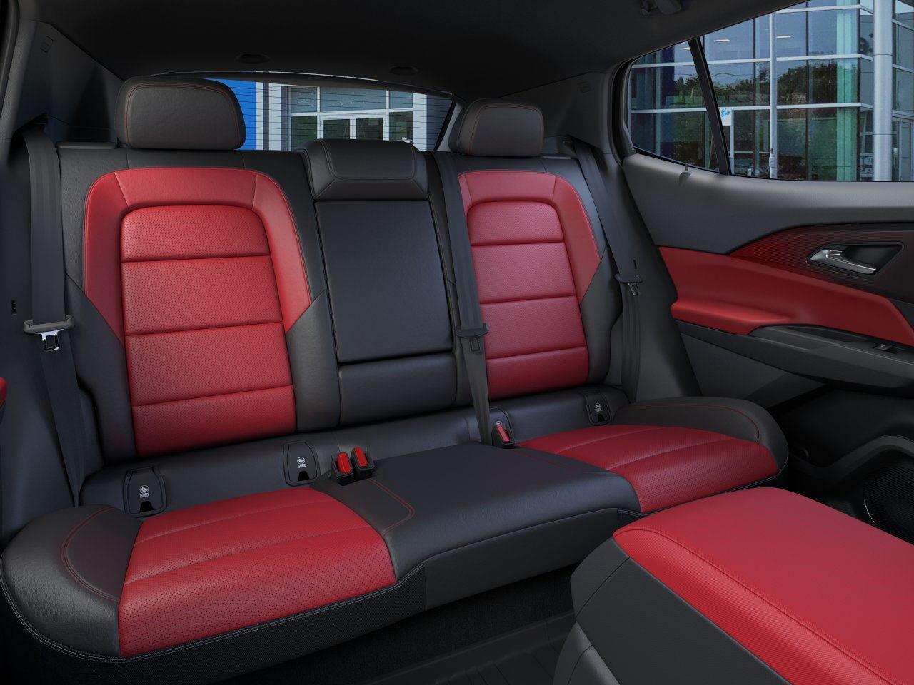 2025 Chevrolet Equinox EV RS 4dr Photo