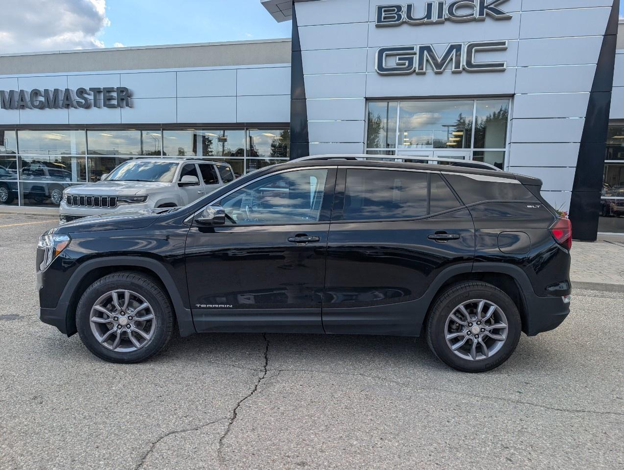 2022 GMC Terrain AWD SLT Photo