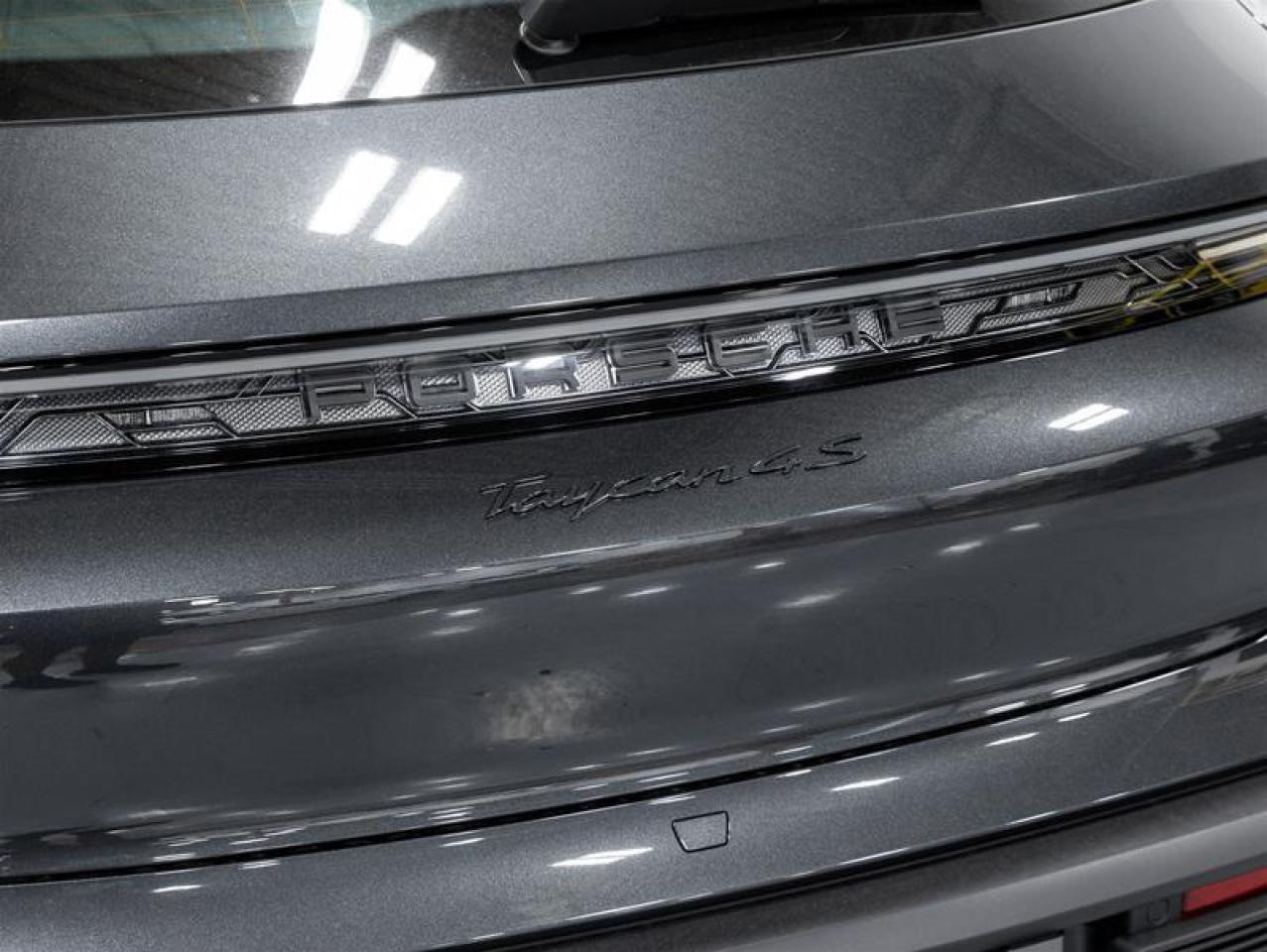 2025 Porsche Taycan  Photo