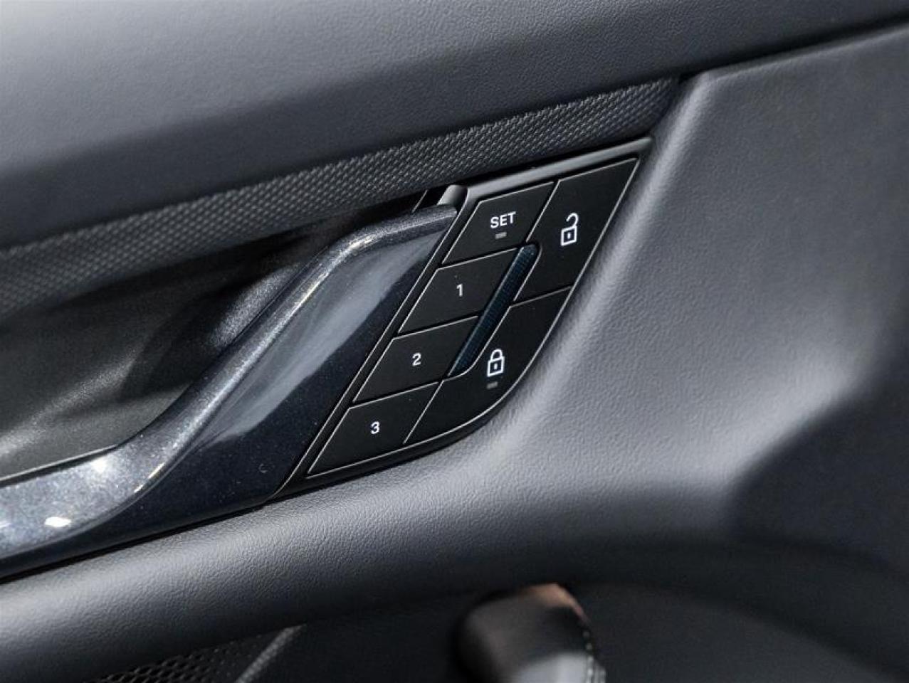 2025 Porsche Taycan  Photo