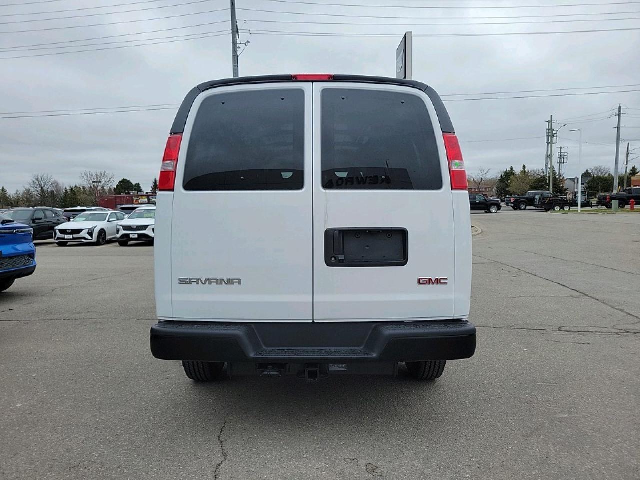 2025 GMC Savana 2500 Work Van Rear-Wheel Drive Extended Cargo Van Photo