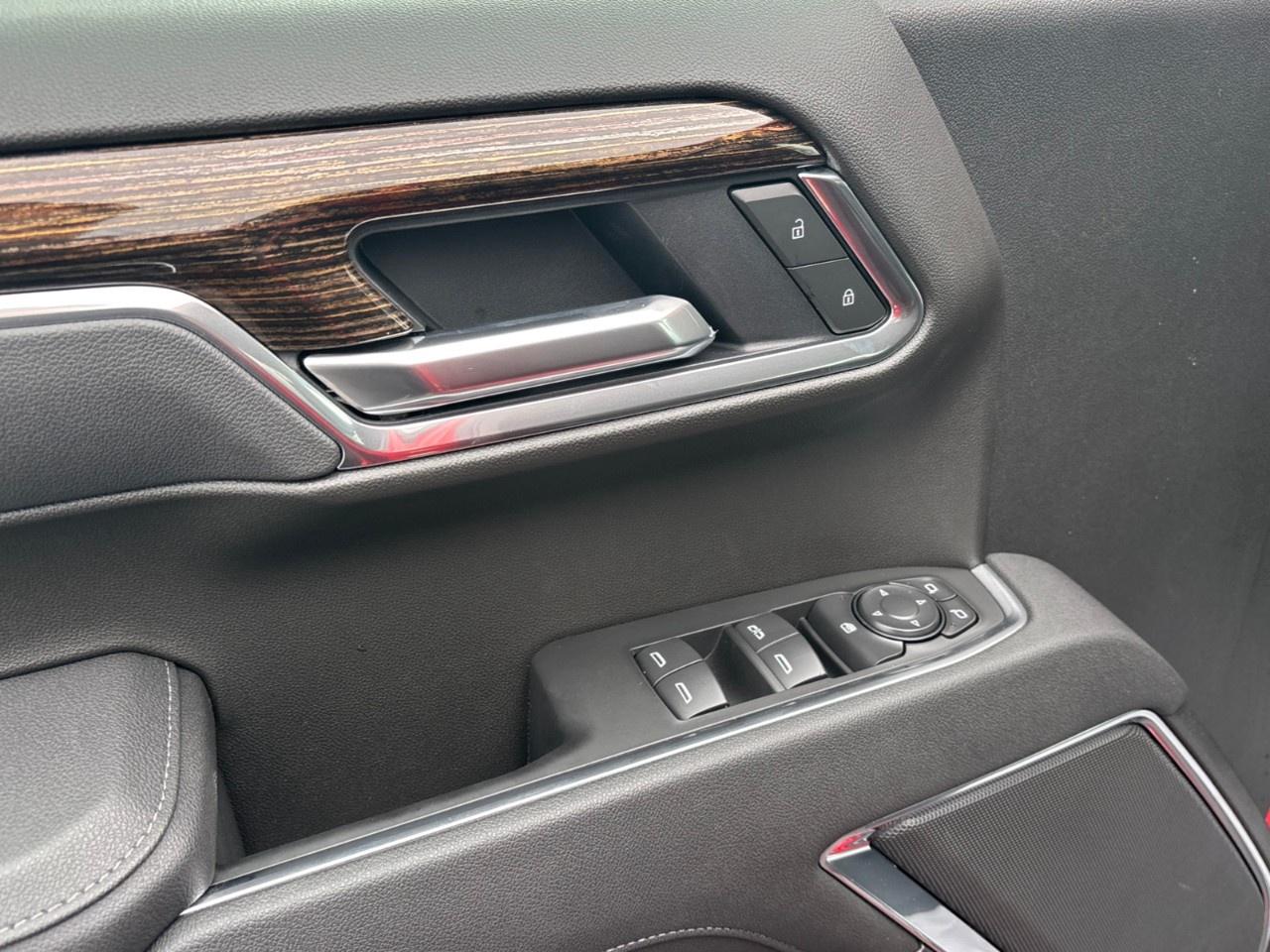 2026 GMC Sierra 1500 Crew Cab Standard Box 4-Wheel Drive Elevation Photo