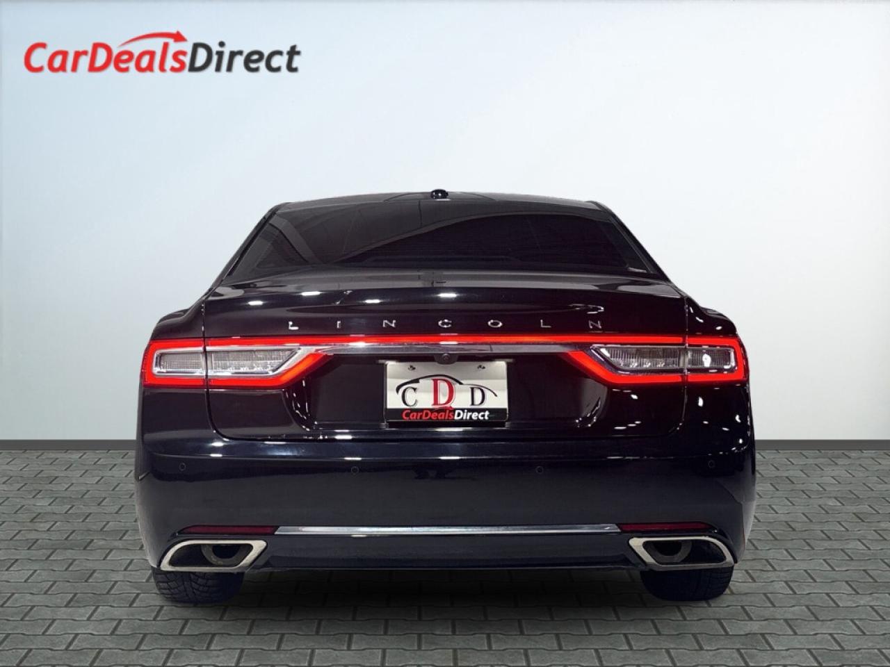 2017 Lincoln Continental Reserve AWD/Leather/NAVI/Sunroof/Adaptive Cruise C Photo