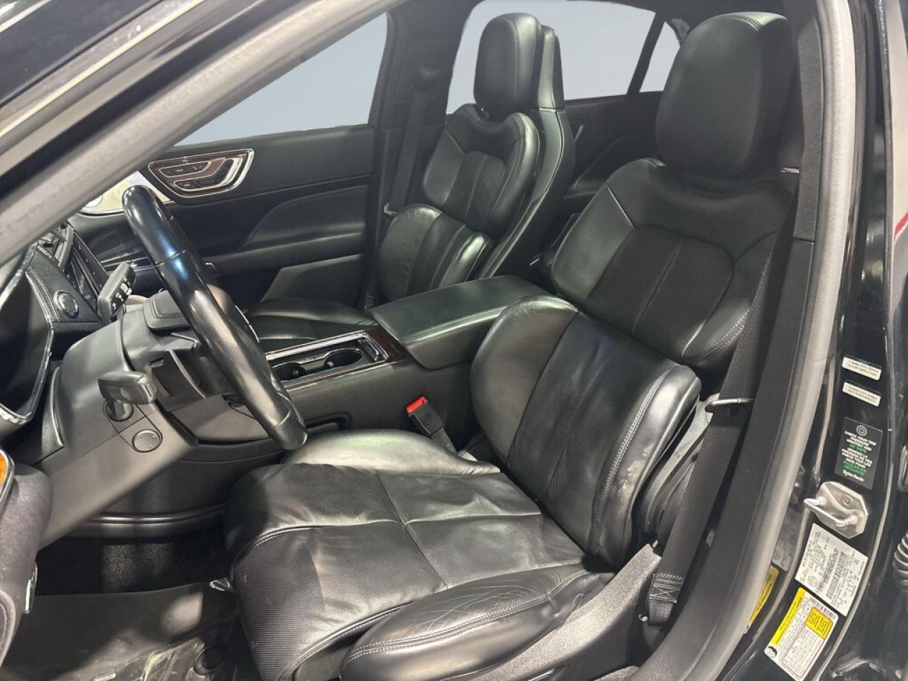 2017 Lincoln Continental Reserve AWD/Leather/NAVI/Sunroof/Adaptive Cruise C Photo