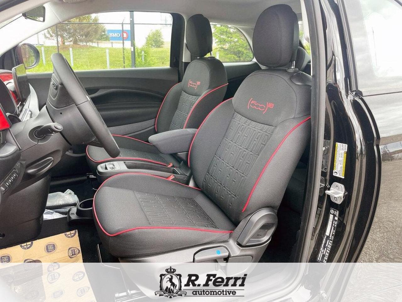 2025 Fiat 500E Base 2dr Hatchback Photo