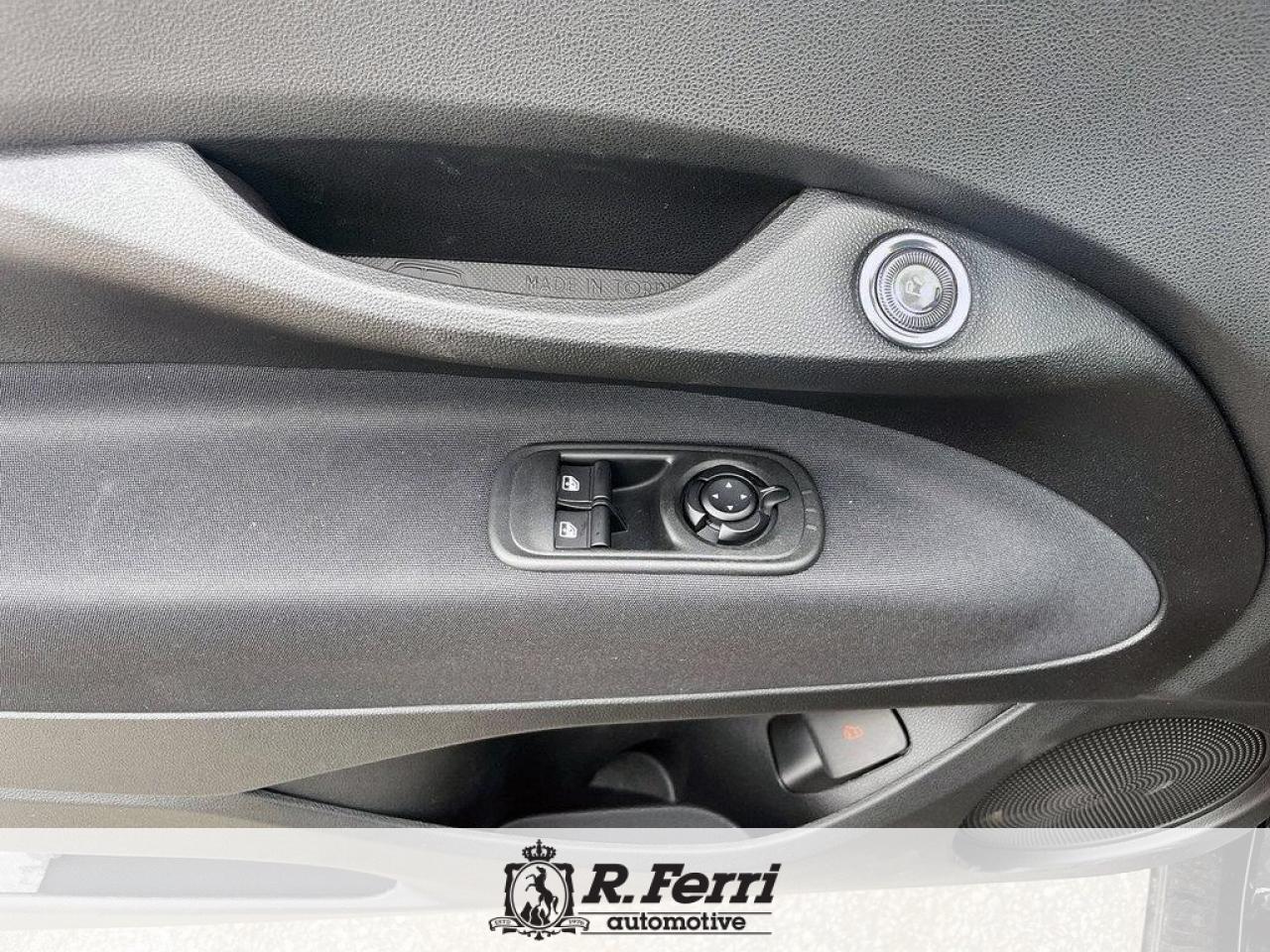 2025 Fiat 500E Base 2dr Hatchback Photo