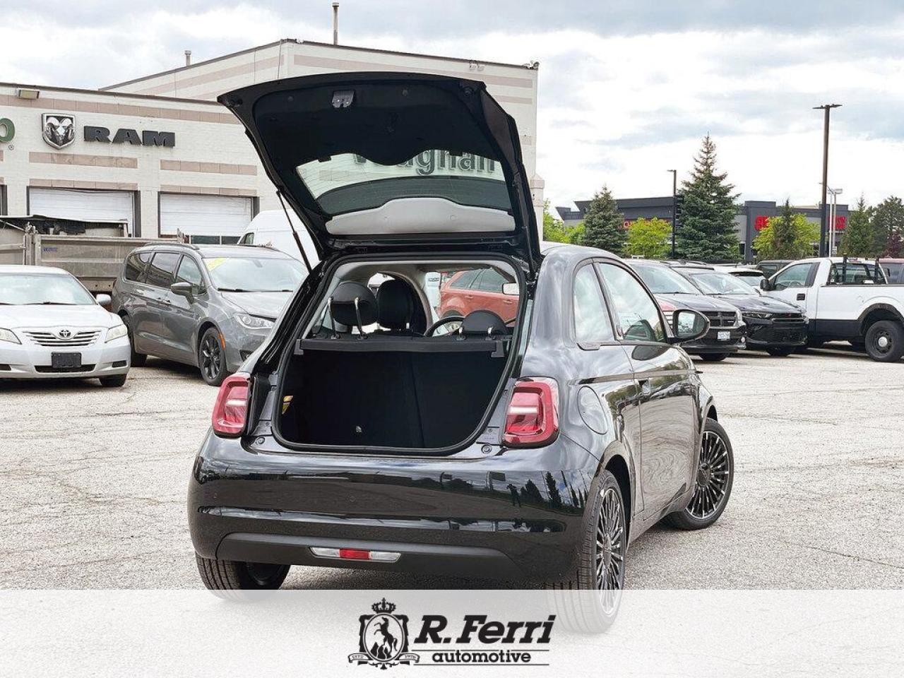 2025 Fiat 500E Base 2dr Hatchback Photo