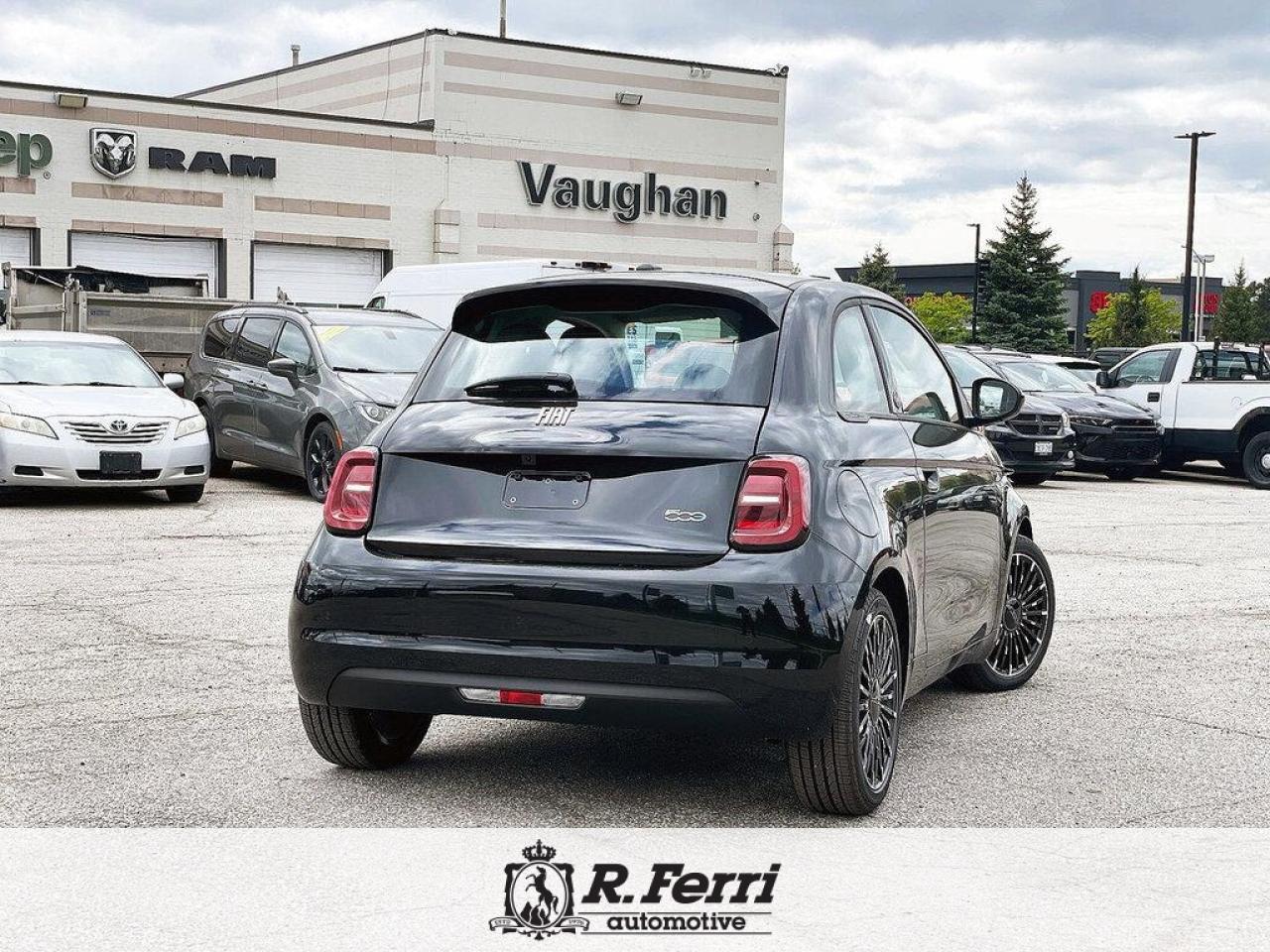 2025 Fiat 500E Base 2dr Hatchback Photo