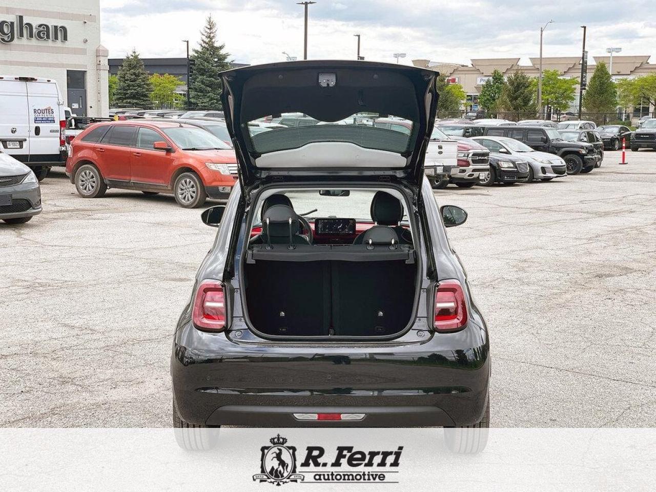 2025 Fiat 500E Base 2dr Hatchback Photo