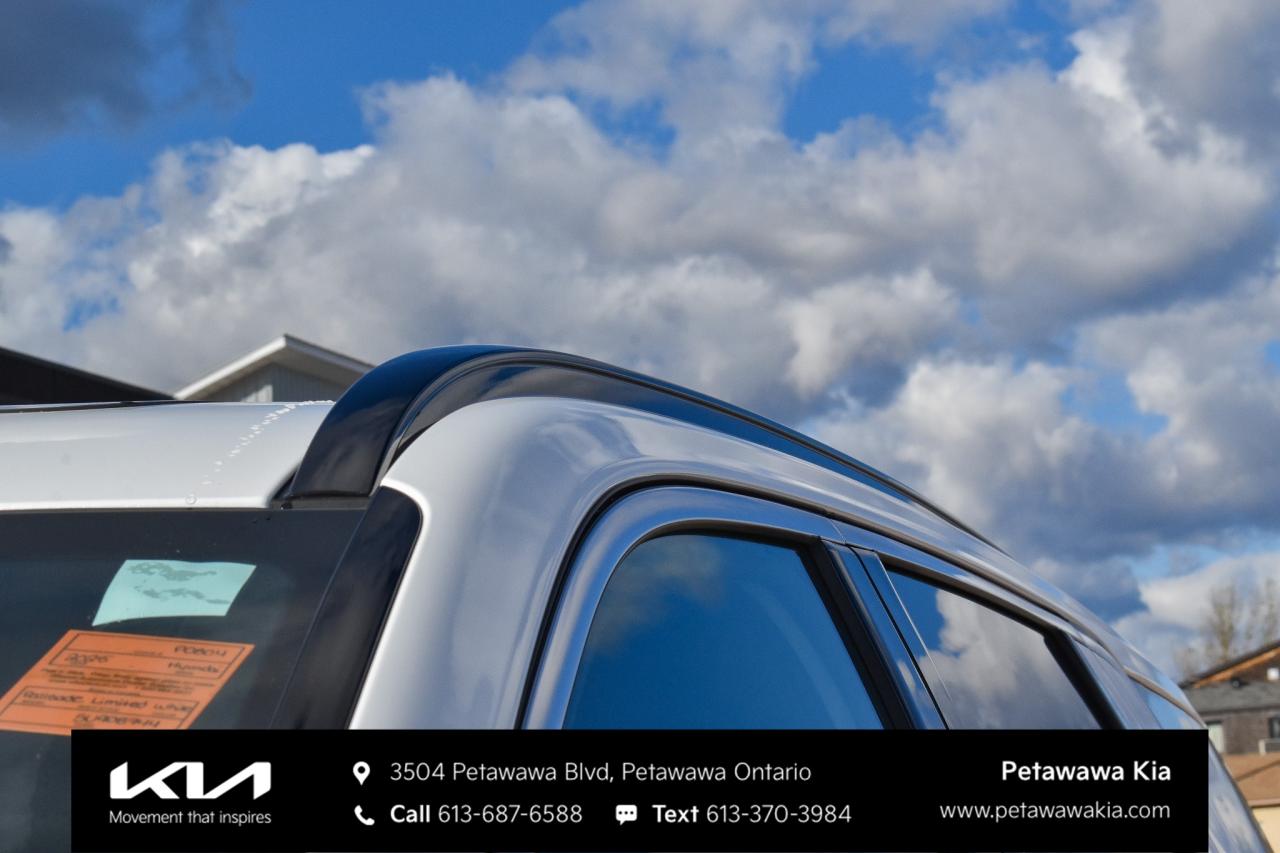 2025 Hyundai PALISADE Ultimate Calligraphy Night 4dr All-Wheel Drive Photo4