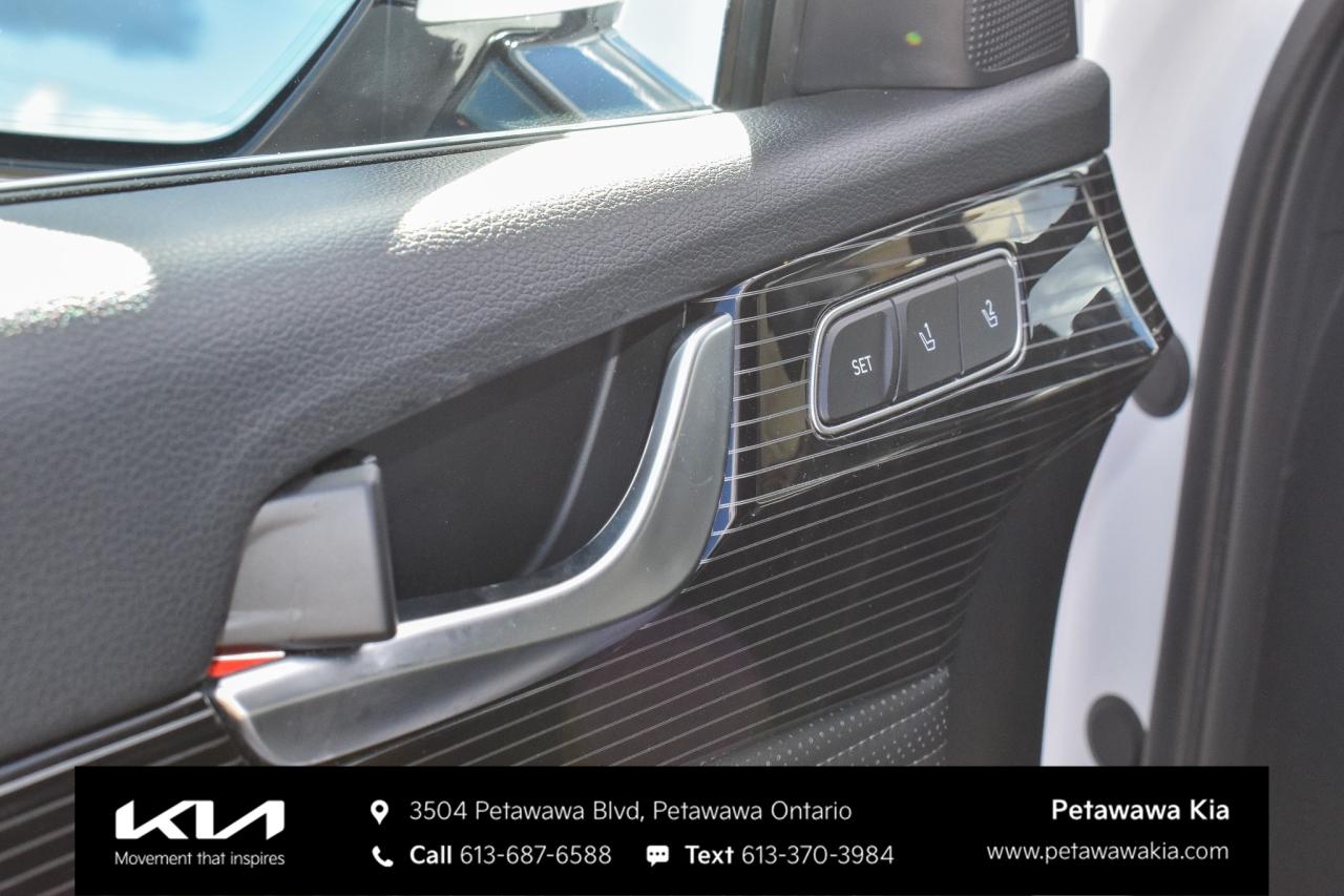 2025 Hyundai PALISADE Ultimate Calligraphy Night 4dr All-Wheel Drive Photo