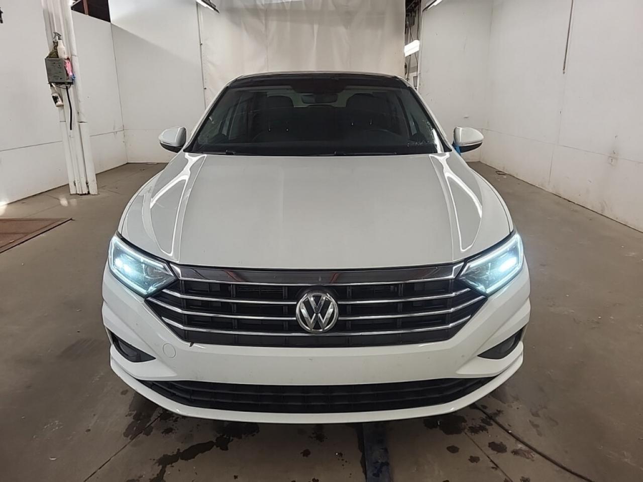 2019 Volkswagen Jetta Execline Automatic Photo4