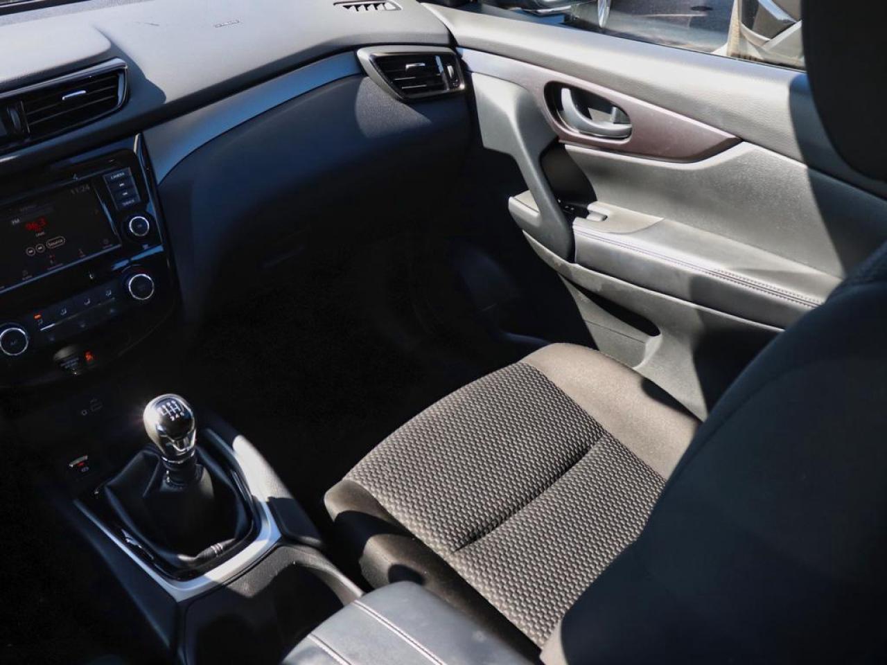 2021 Nissan Qashqai S  APPLE CARPLAY, BLUETOOTH !! Photo