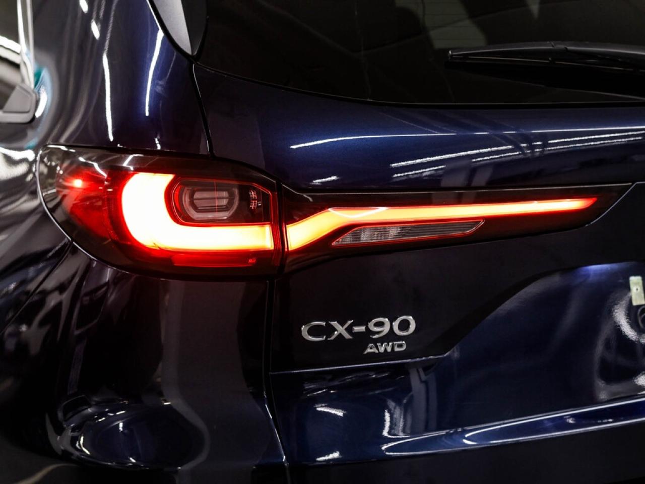 2025 Mazda CX-90 MHEV  Photo