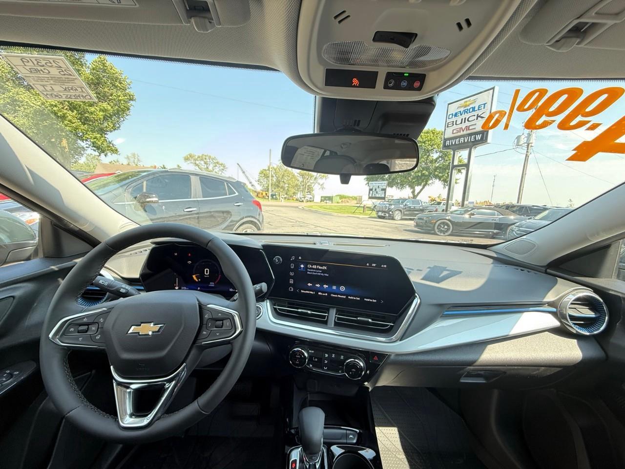 2025 Chevrolet Trax LT 4dr Front-Wheel Drive Photo