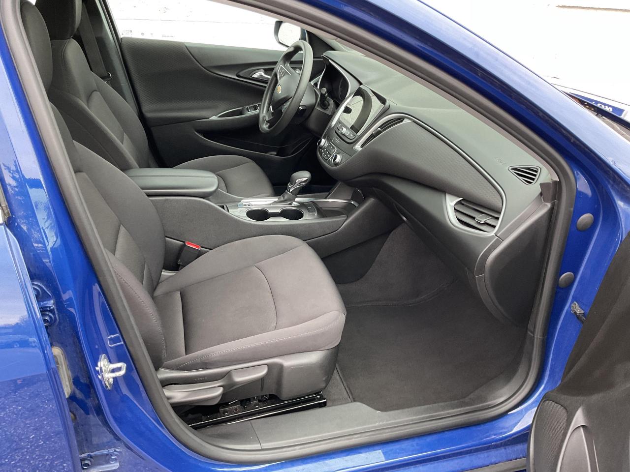 2023 Chevrolet Malibu 1LT 4dr Sedan Photo