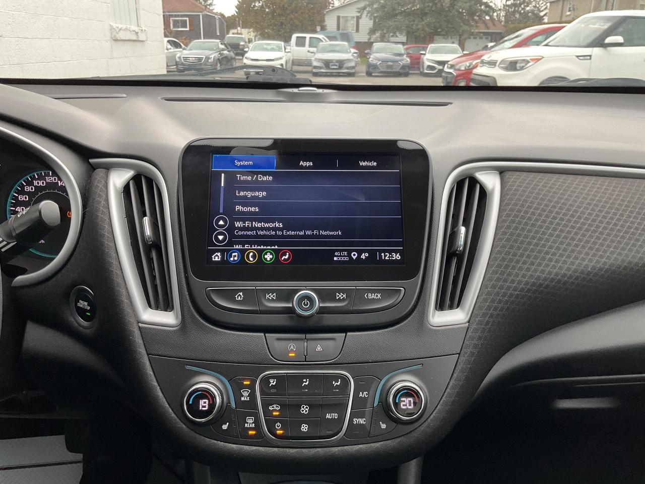 2023 Chevrolet Malibu 1LT 4dr Sedan Photo