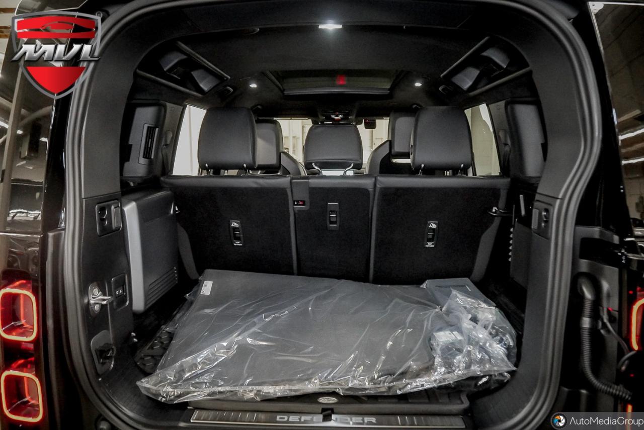 2025 Land Rover Defender P635 OCTA 4dr All-Wheel Drive 110 Photo