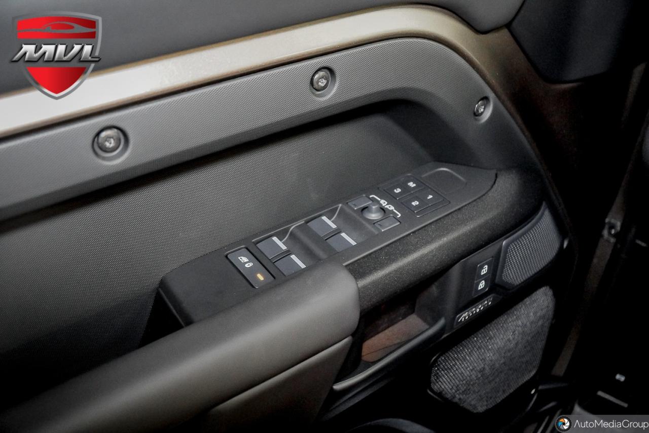 2025 Land Rover Defender P635 OCTA 4dr All-Wheel Drive 110 Photo