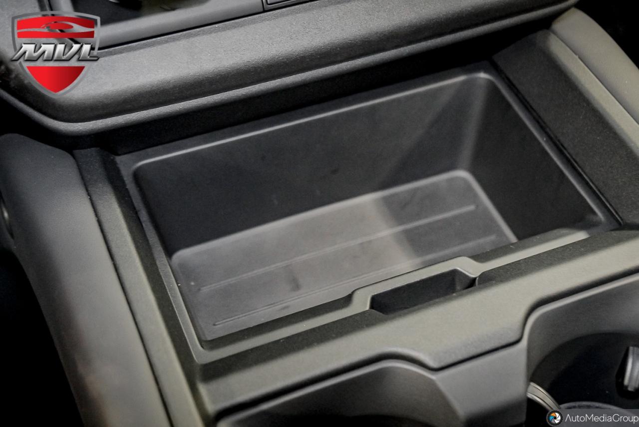 2025 Land Rover Defender P635 OCTA 4dr All-Wheel Drive 110 Photo